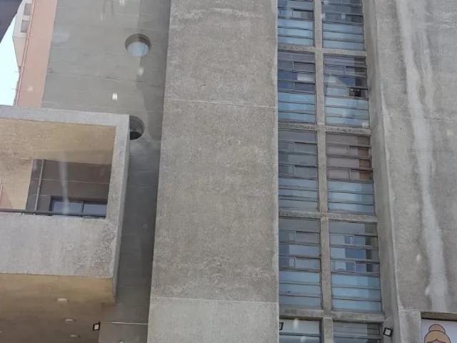 TRANQUILO DEPARTAMENTO EN VENTA FRENTE AL METRO 2D 2B 1E 1BO