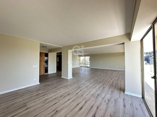 Exclusivo departamento frente al Casino de Viña del Mar | 4 Dormitorios por 12660.00 en Viña del Mar