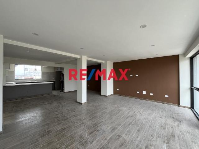 Exclusivo Dúplex Con Terraza – Cayma, Arequipa