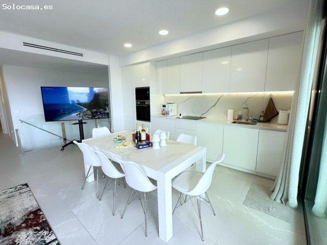 EXCLUSIVO DUPLEX EN RENTA CON 4 HABITACIONES