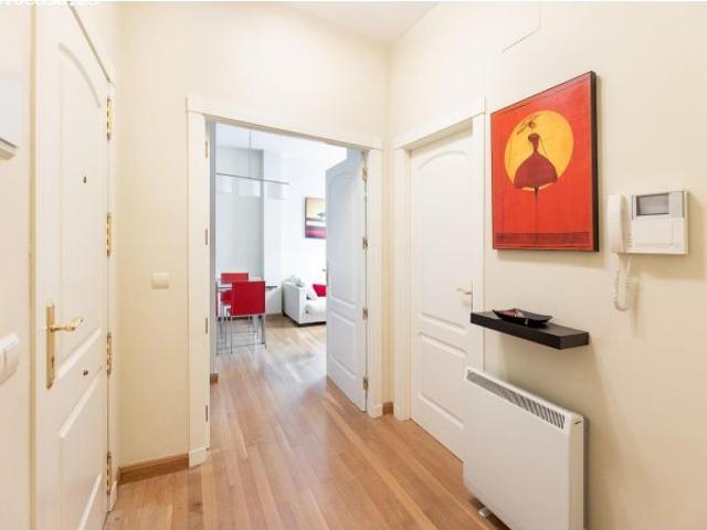 EXCLUSIVO DUPLEX JUNTO A PLAZA NUEVA
