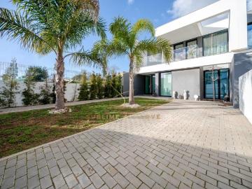 Exclusivo Fantástica moradia de estilo moderno em Alvor, P. 178m² Alvor