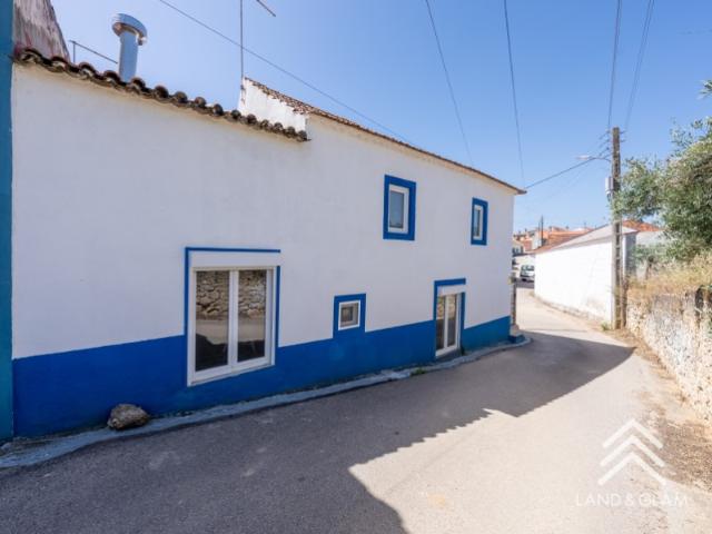 Exclusivo! Moradia T2+2 na Lamarosa