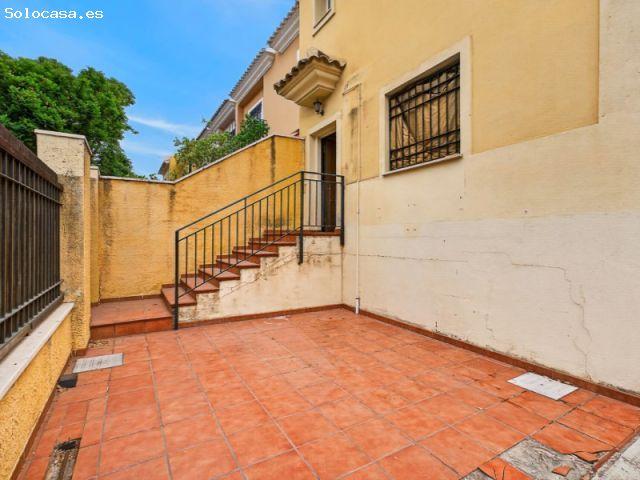 Exclusivo pareado completamente reformado junto a Distrito Zeta