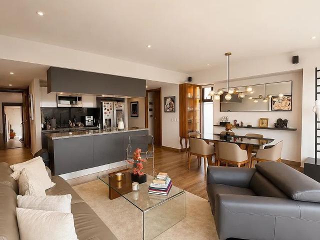 Exclusivo PH en Venta o Renta