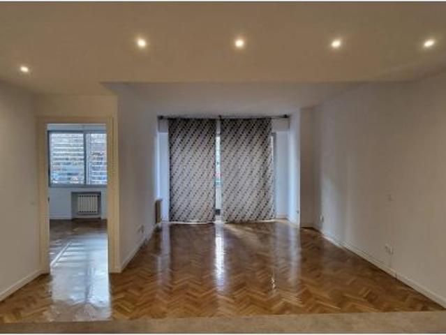 Exclusivo piso con terraza y premio de arquitectura en Bernabéu–Hispanoamérica