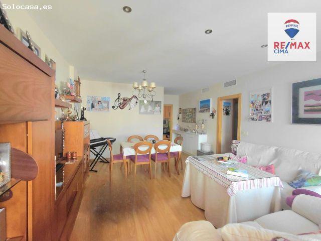 EXCLUSIVO PISO EN VENTA EN EL CENTRO DE BAZA GRANADA