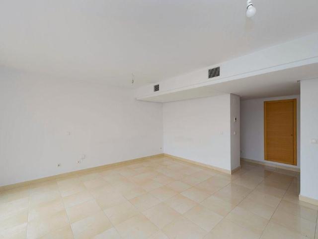 ✨ Exclusivo piso en Alicante con piscina, garaje y completas zonas comunes | ¡Listo para entrar a vivir! ✨