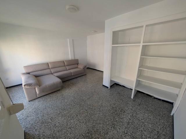 EXCLUSIVO PISO EN AVENIDA DE ALCOY