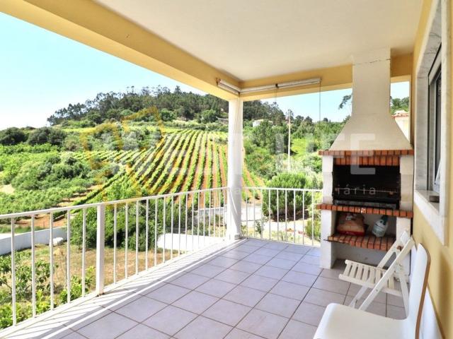 Exclusivo West LIFENa tranquila localidade da Chanca, encont. 196m² Azueira e Sobral da Abelheira
