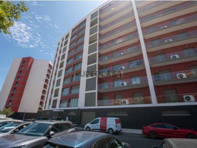 Exclusivo T2 Novo com Suíte, Varanda e Box para 2 Carros | Póvoa de Santa Iria