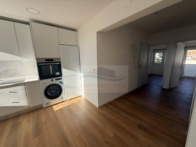 EXCLUSIVO T2 TOTALMENTE REMODELADO A ESTREAR | ÚLTIMA FRAÇÃO DISPONÍVEL