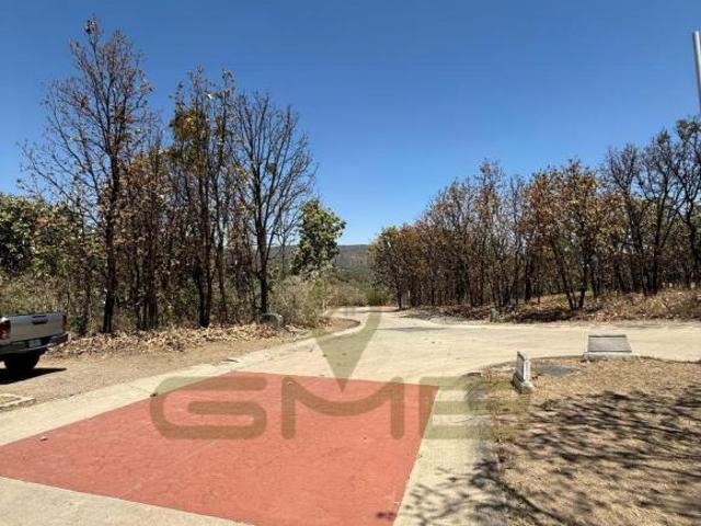 Exclusivo Terreno 566 m² en Bugambilias | Dentro de coto | Doble Frente | Vista Bosque y Ciudad