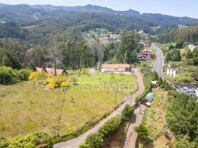 EXCLUSIVO – Terreno com 2.390 m² – Vista Panorâmica e Sol o Dia Todo