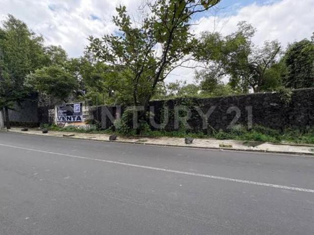 Exclusivo Terreno en Venta, Jardines del Pedregal sobre Av. Picacho