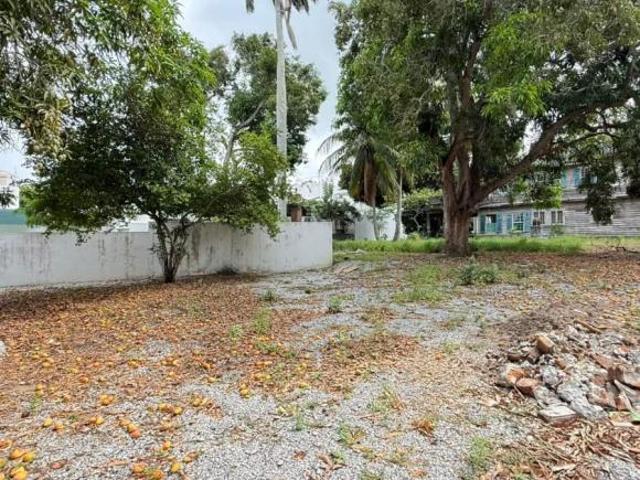 Exclusivo terreno en esquina en venta, Col Guadalupe Tampico