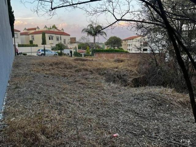 EXCLUSIVO TERRENO EN LOMAS COUNTRY CLUB! INTERLOMAS B