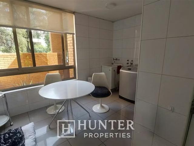 Exclusivo y luminoso dpto 4D 4B, estar, patio privado Dehesa | 3 dormitorios por 18500.00 en Lo Barnechea