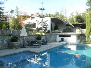 Casa en arriendo en San Ramón, Terralto Dominicos - Jardín