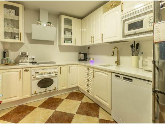 EXCLUSIVA: CASA ADOSADA EN AVENIDA DE ARCOS 3 dormitorios patio delantero, lista para entrar a vivir