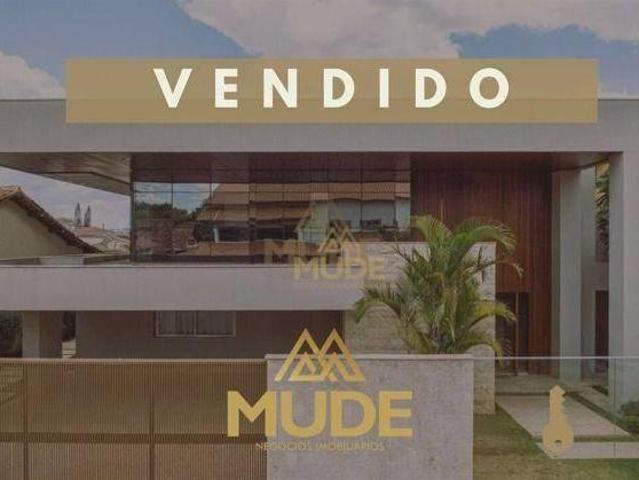 EXCLUSIVA Casa Alto Padrão à Venda – QI 8, Lago Norte | Moderna, 5 suítes e Lazer Completo