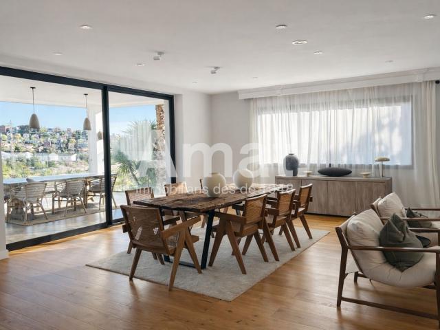 Exclusiva casa con vistas panorámicas, en Bellsoleig