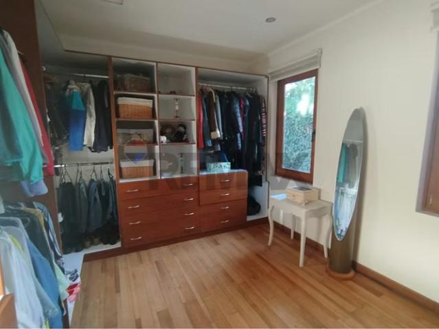 Exclusiva casa club de golf los lirios 5d+5b | 5 dormitorios por 22500.00 en Requínoa