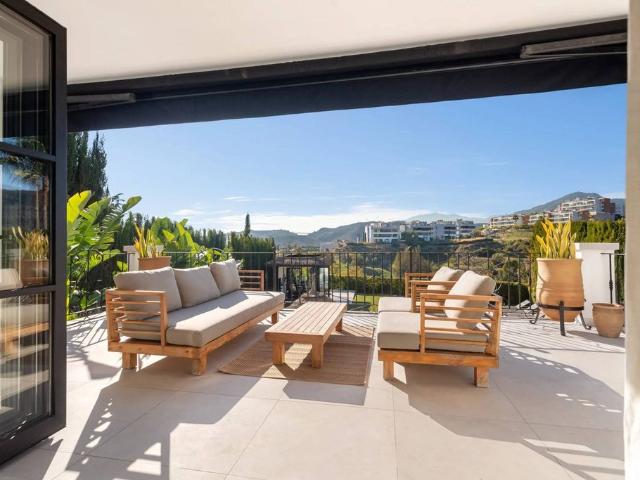 Exclusiva casa de 420 m2 en venta Benahavís, España
