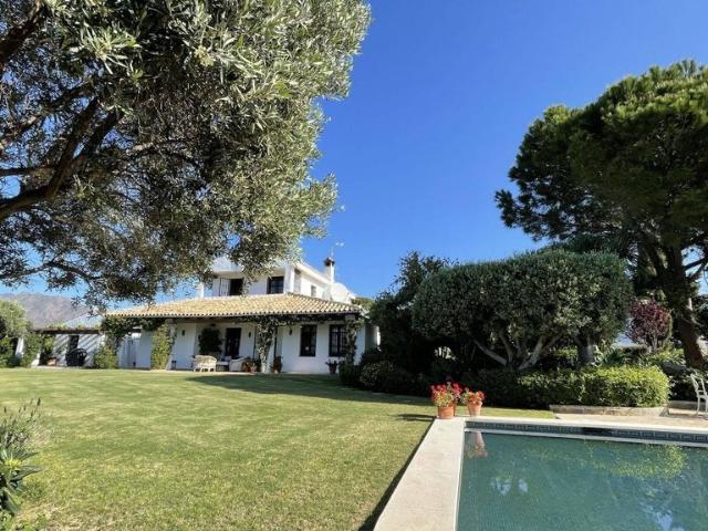 Exclusiva casa de 421 m2 en venta Mijas Costa, España