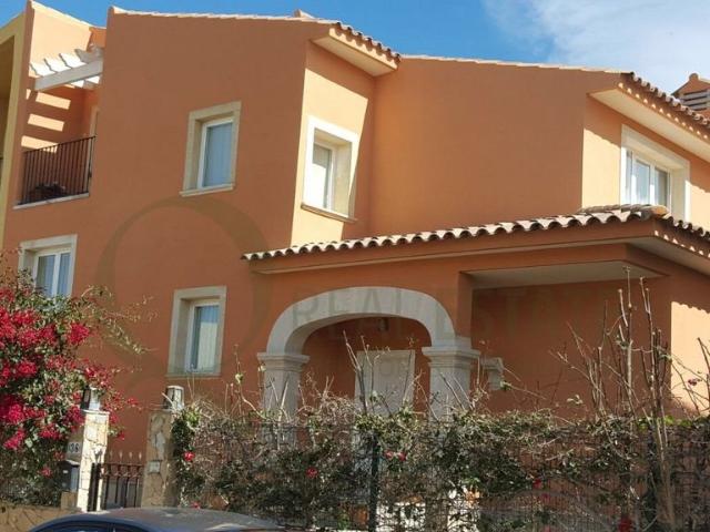 Exclusiva casa de 450 m2 en alquiler Alicante, España