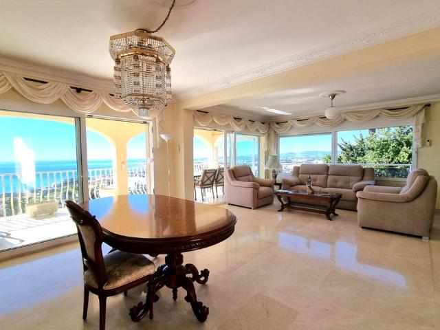 Exclusiva casa de 459 m2 en venta Benalmádena, España
