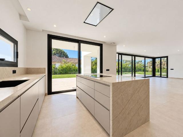 Exclusiva casa de 459 m2 en venta The Golden Mile, España