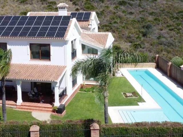 Exclusiva casa de 531 m2 en venta Mijas Costa, España