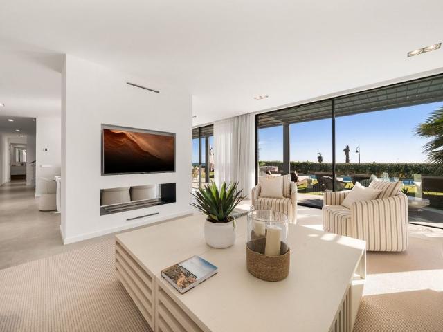 Exclusiva casa de 552 m2 en venta Estepona, España