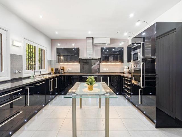 Exclusiva casa de 553 m2 en venta Mijas, Andalucía