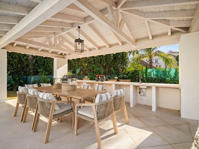 Exclusiva casa de 582 m2 en venta Benahavís, Andalucía