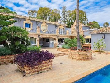 Exclusiva casa de 685 m2 en venta Benahavís, España