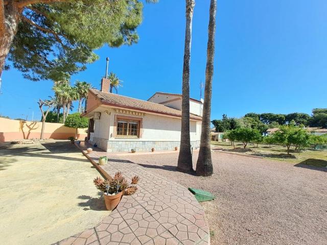 Exclusiva casa de 766 m2 en venta Alicante, Comunidad Valenciana