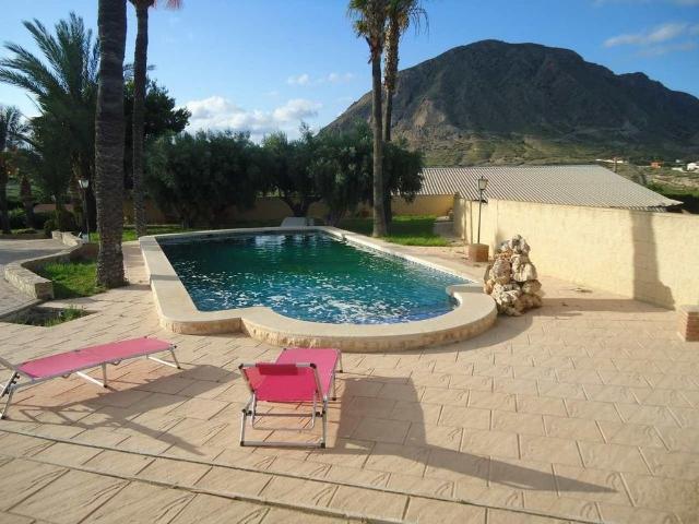Exclusiva casa de 785 m2 en venta Alicante, Comunidad Valenciana