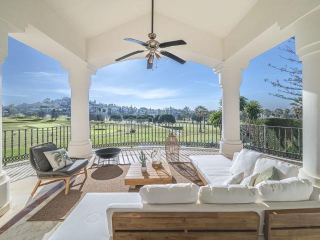 Exclusiva casa de 796 m2 en venta Nueva Andalucia, Andalucía