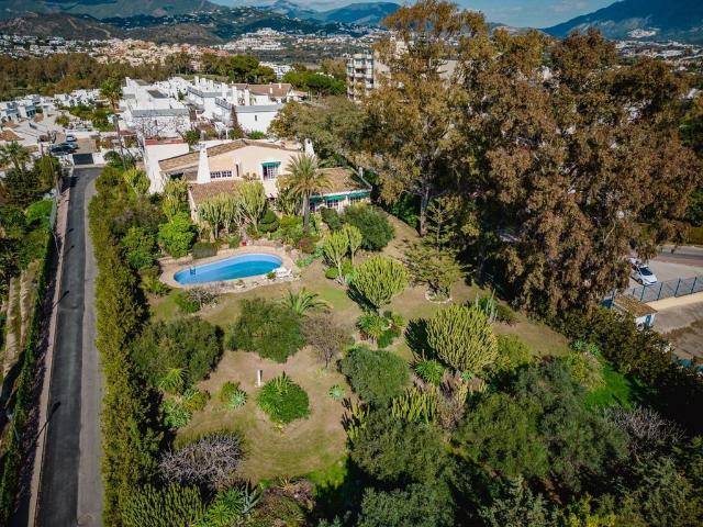 Exclusiva casa de 920 m2 en venta Estepona, España