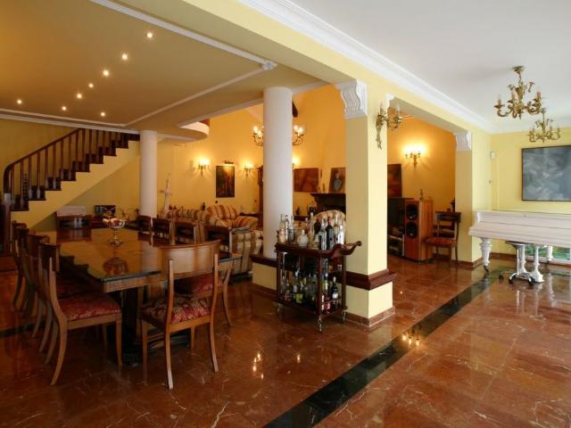 Exclusiva casa de 968 m2 en venta Málaga, Andalucía