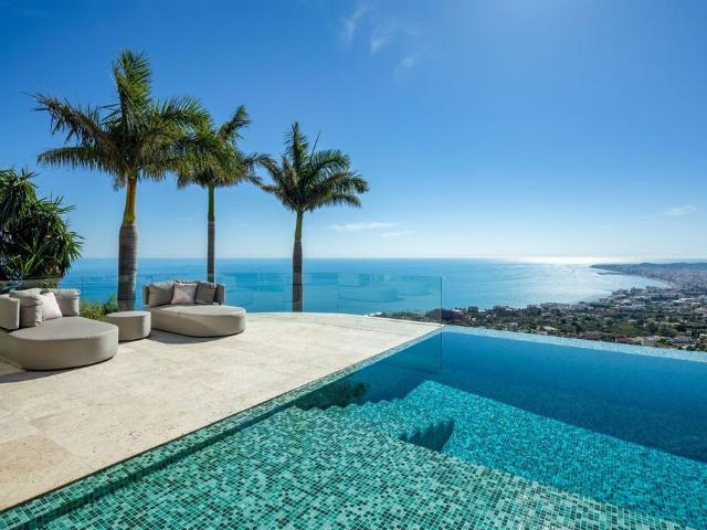 Exclusiva casa de 100 m2 en venta Benalmádena, España