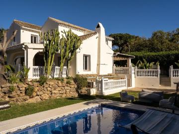 Exclusiva casa en venta El Rosario, Marbella, Andalucía