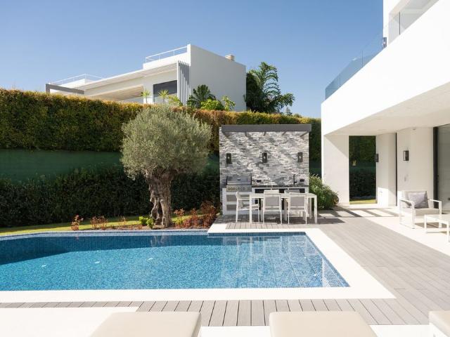 Exclusiva casa de 100 m2 en venta Marbella, España
