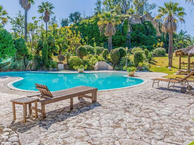 Exclusiva casa de 1094 m2 en venta Mijas Costa, Andalucía