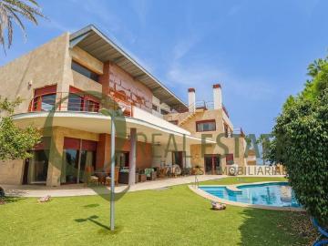 Exclusiva casa de 1271 m2 en venta La Condomina, Comunidad Valenciana