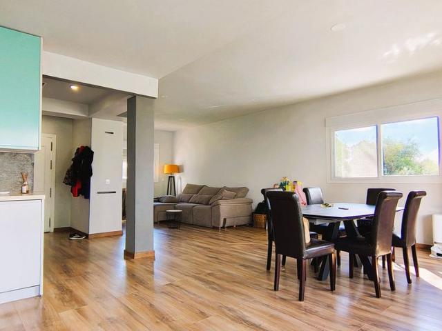 Exclusiva casa de 140 m2 en venta Estepona, España