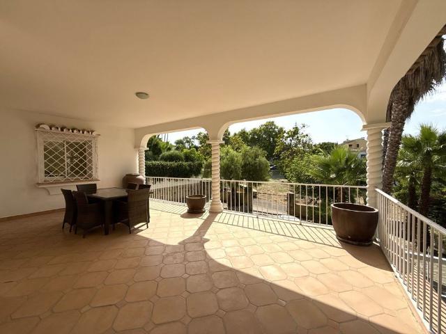 Exclusiva casa de 145 m2 en venta San Pedro de Alcántara, Andalucía