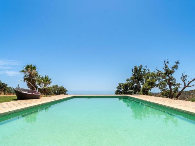 Exclusiva casa de 1480 m2 en venta La Mairena, Andalucía
